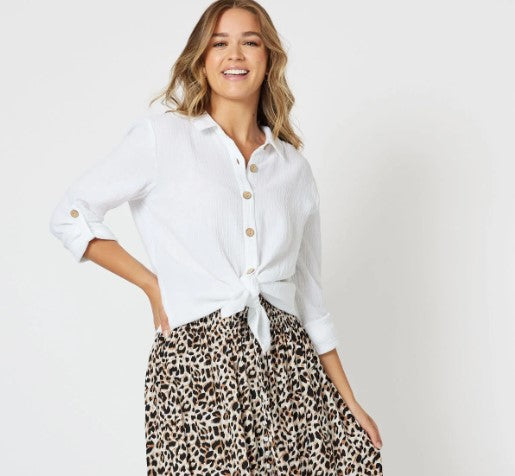 Textured white buttoned shirt