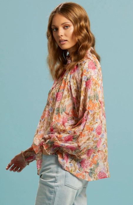 Vintage blouse pinks