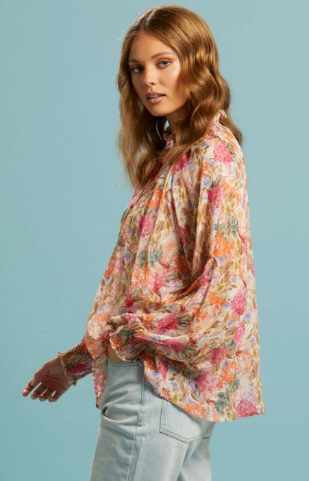 Vintage blouse pinks