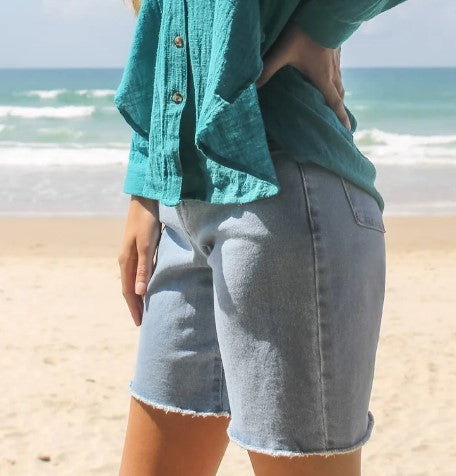Denim shorts sailer