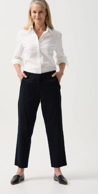Navy stretch cotton pant