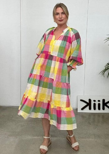 Oversized check pink dress