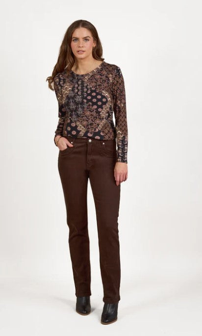 Chocolate slim leg Jean