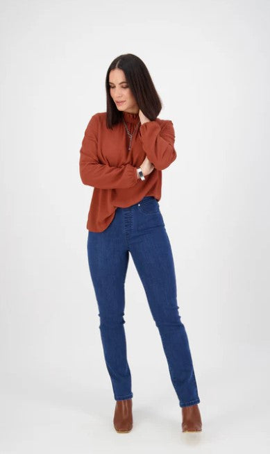 Blue denim Pull on jean
