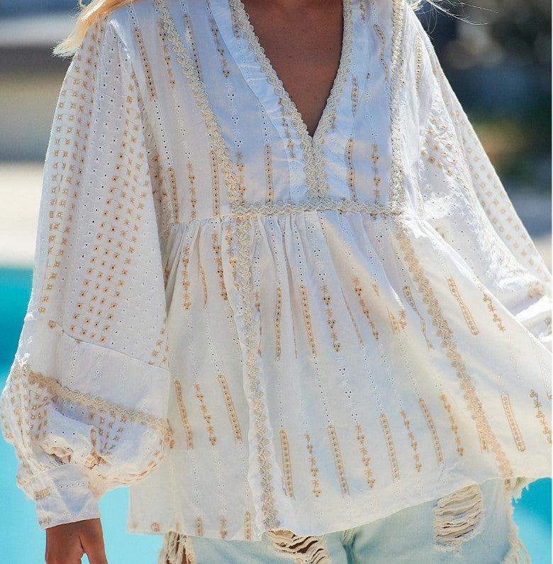 Embrodiery Sunday blouse white