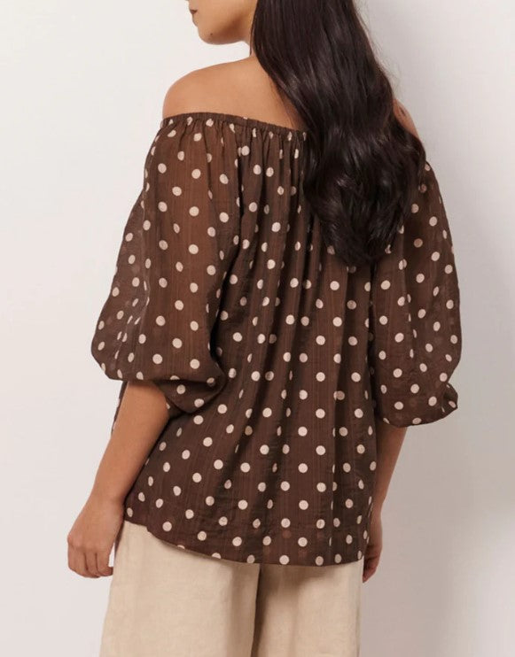 Kelsy Spotted brown blouse