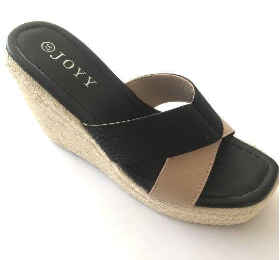 Sally wedge black