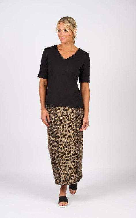 Vassalli Black V neck top