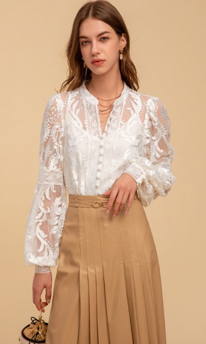 Yvette blouse white