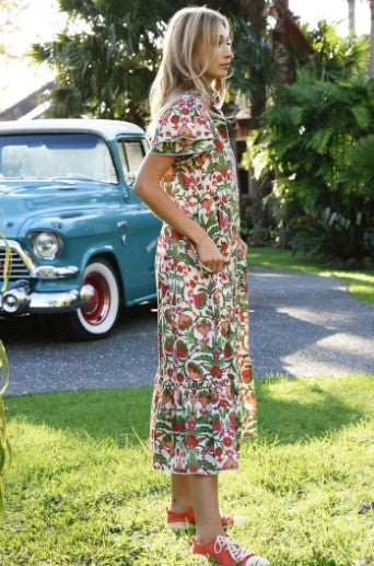 Little Flair Berry good dress