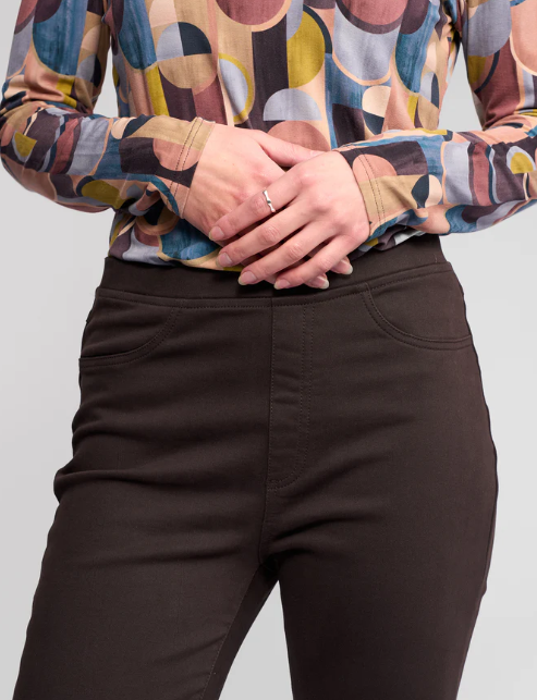 Bay Pull on Chocolate Pull on Pants