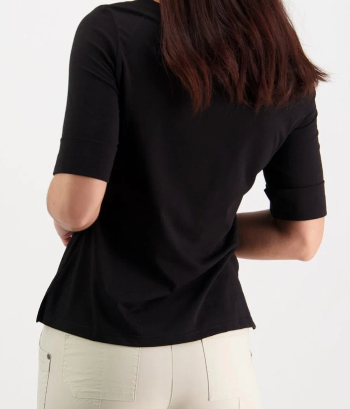 Boat neck Black tee