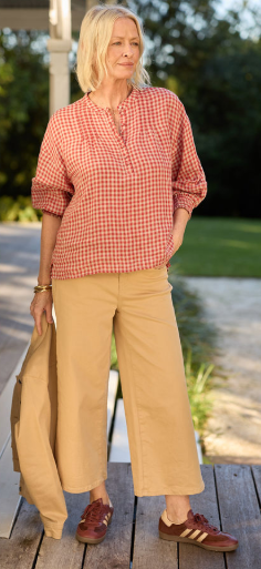 GC Poinsetta blouse