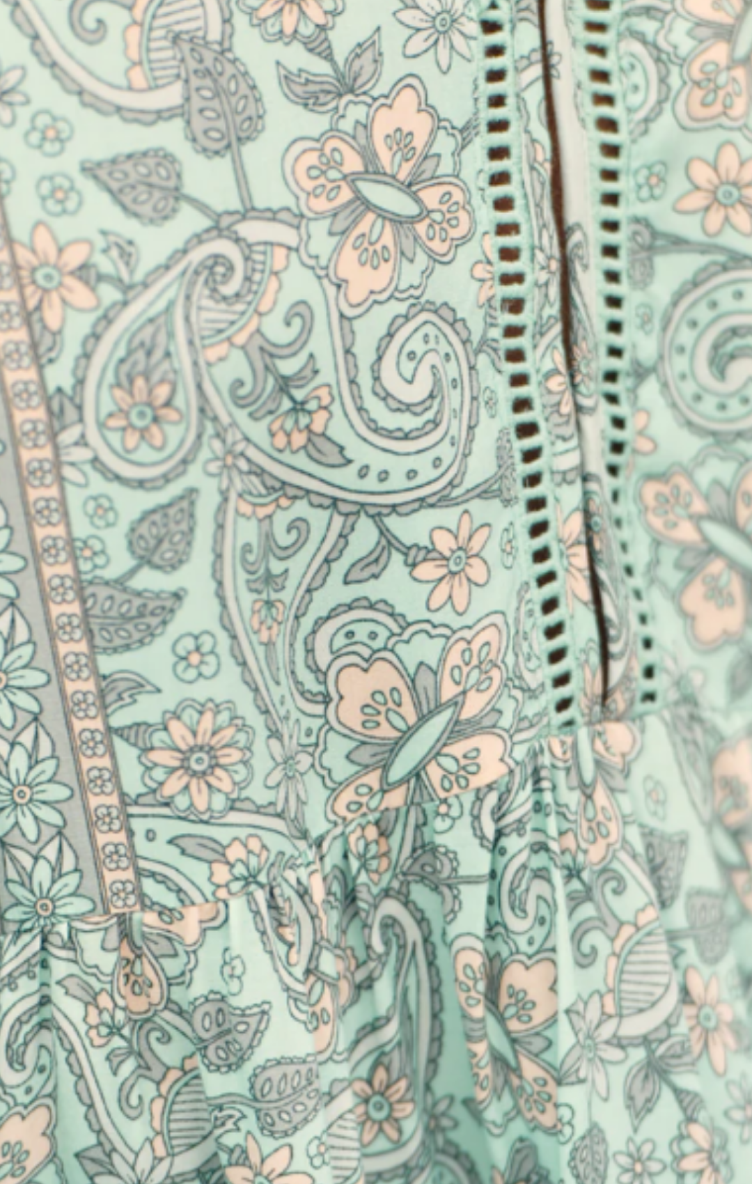 Mint Paisley Leo Mini Jaase